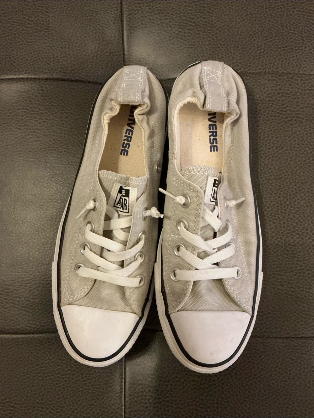 Converse All Star Low Top Sneakers Women’s Size 9 / Men’s 7 Gray – Gently Used
